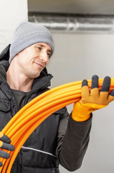 Шапка утепленная графитовая, HOEGERT JONAS от магазина Рабочий класс