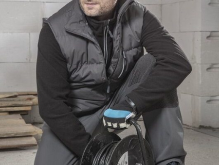 Брюки с мягкими вставками HOEGERT ELDE цвет графит от магазина Рабочий класс