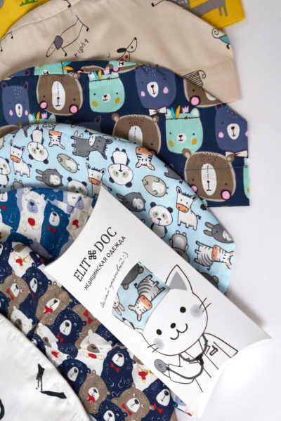 Колпак Хлопок р. 57-59 Новогодняя сказка на синем от магазина Рабочий класс