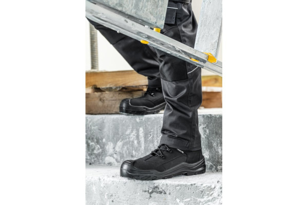 Ботинки рабочие утепленные S3 SR, HOEGERT JORG, цвет черный от магазина Рабочий класс